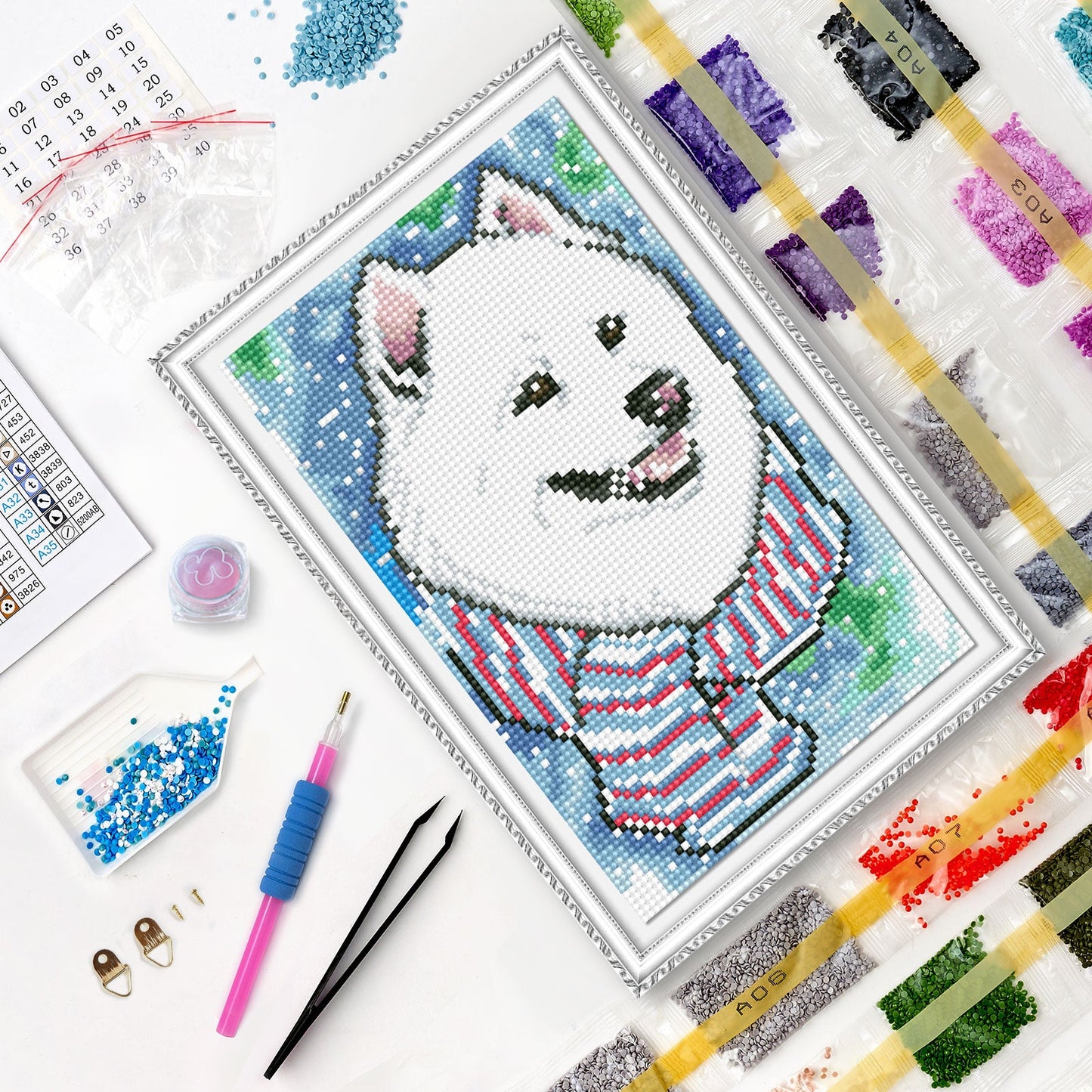 LC010e - White friend